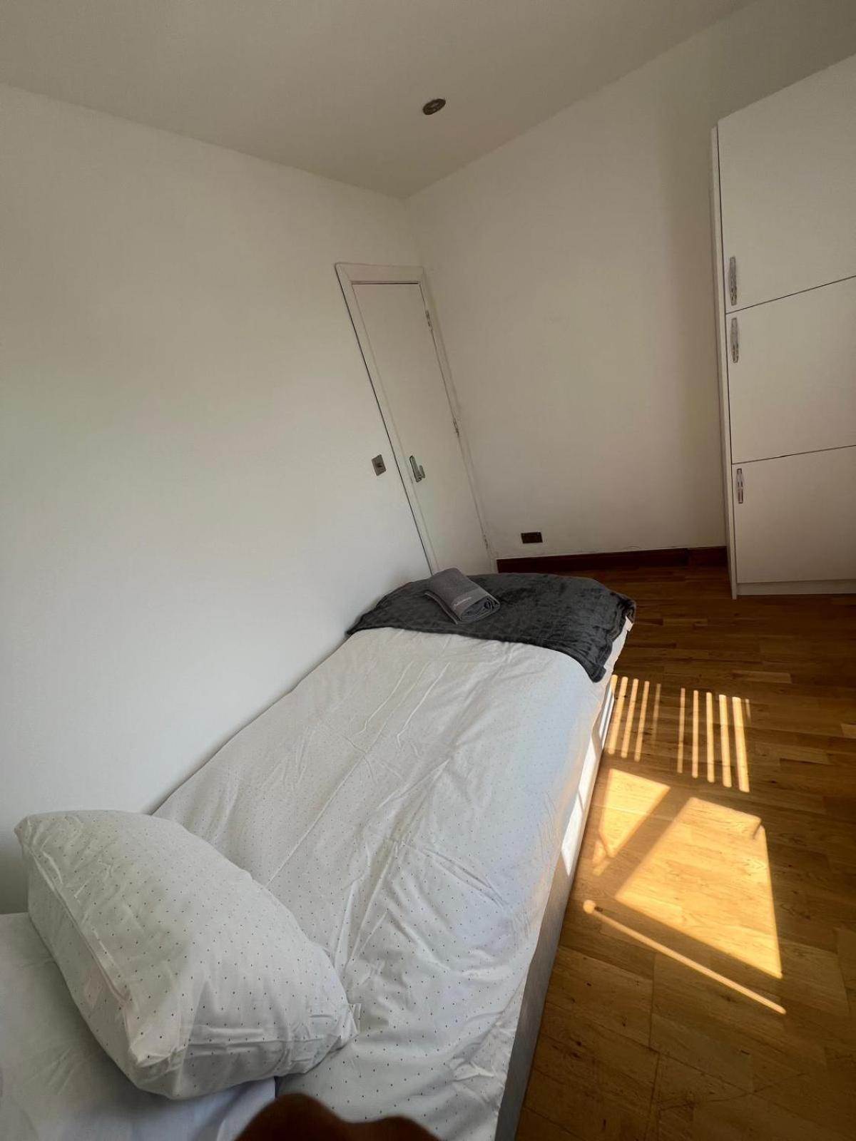 Good Priced Single Rooms In Northolt المظهر الخارجي الصورة